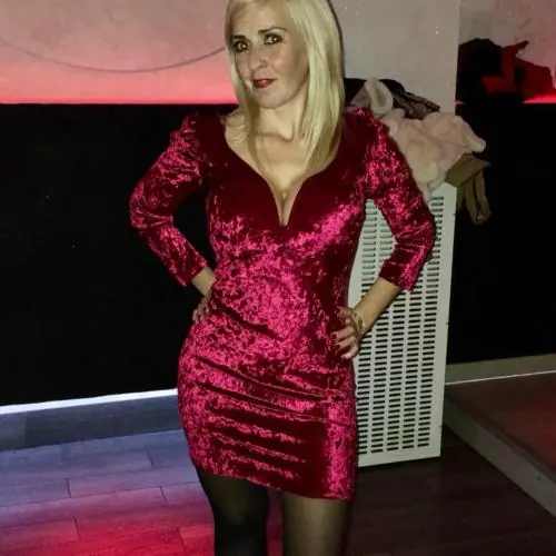 katharina0369 image 0